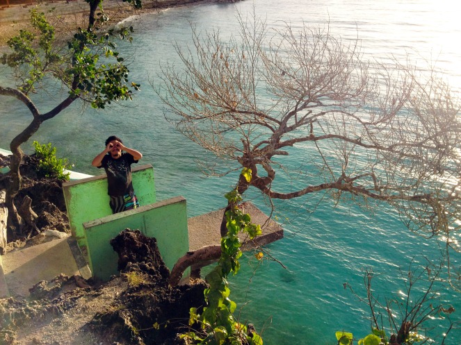 Care to make a memorable splash at Salagdoong Beach? You can dive off the platforms fixed high on the cliffs overlooking the water. 